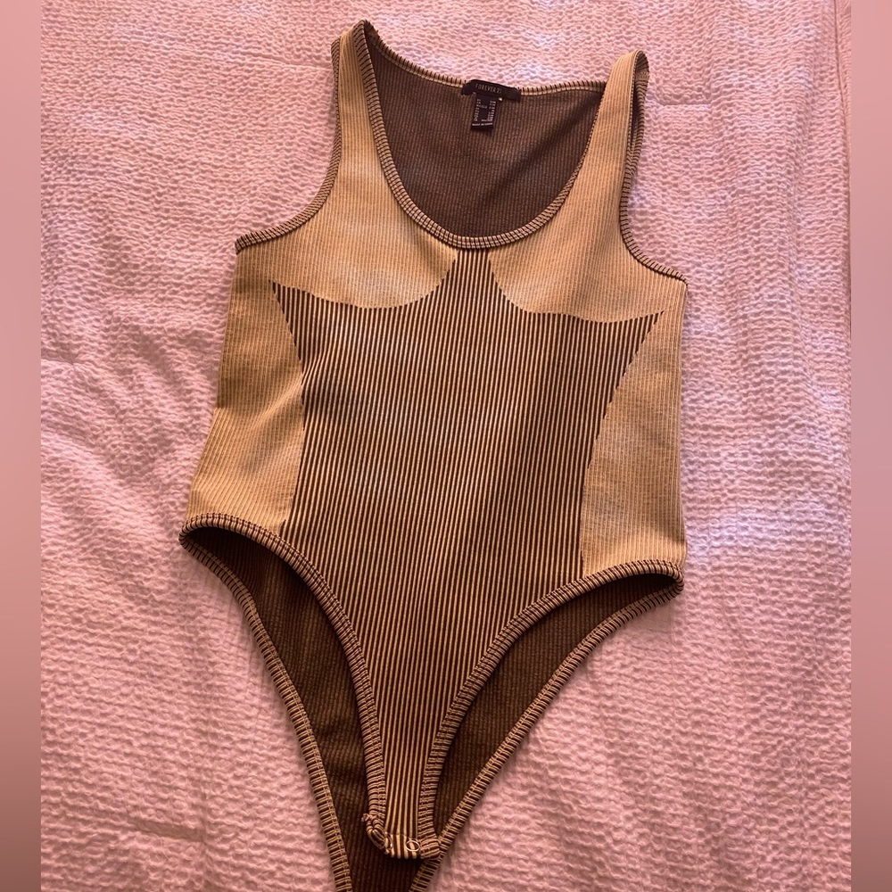 Forever 21 star ribbed bodysuit